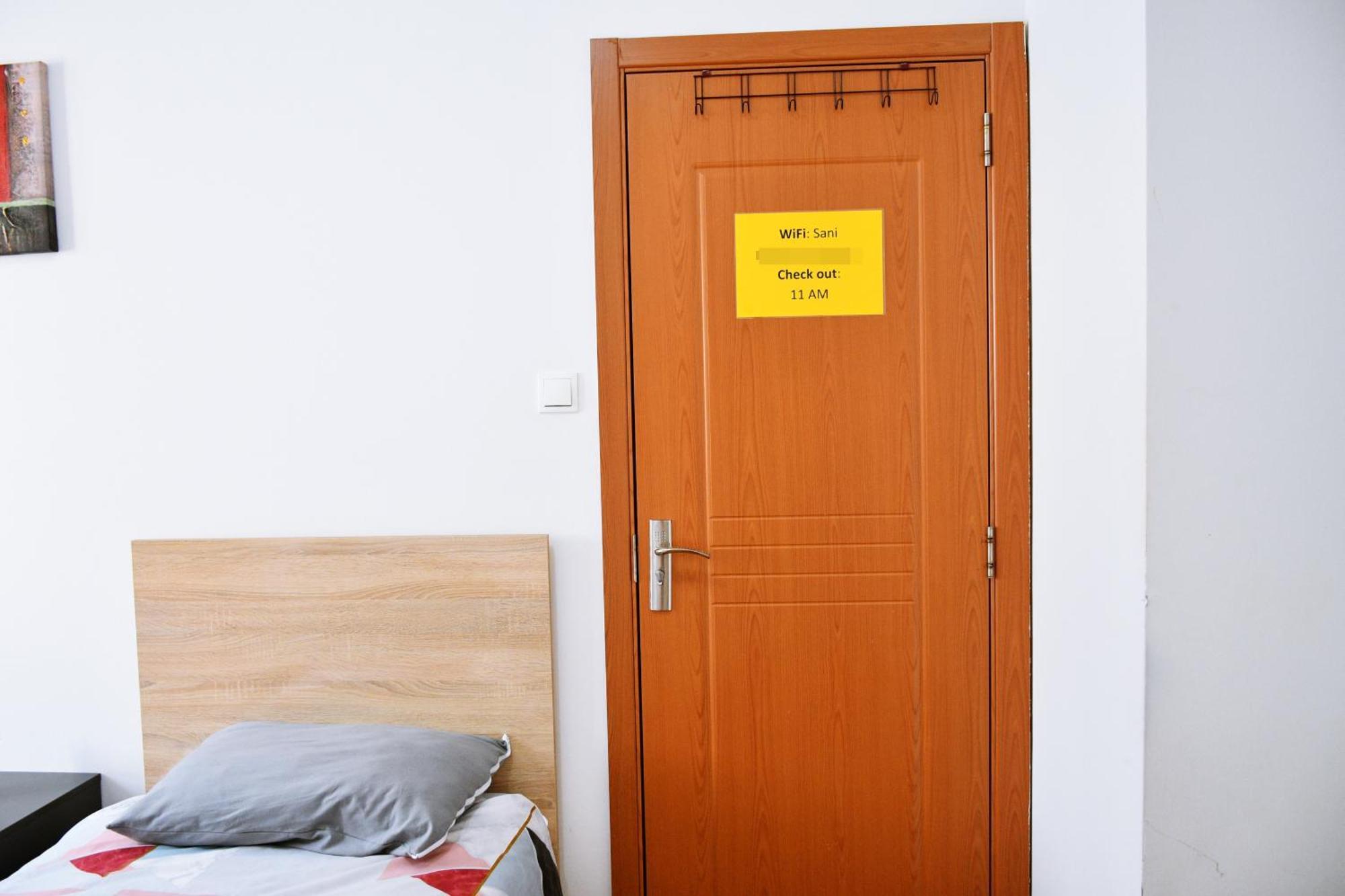 Guest House Sani スコピエ エクステリア 写真